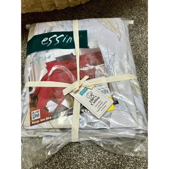 NEW Essina 100% Cotton King Duvet Cover Set w/ Two Pillow Shams White Floral - Picture 3 of 4